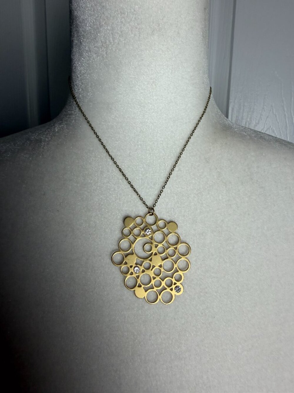 Mod Artsy Gold Tone Circle Pendant with Crystal Accents Necklace Pendant